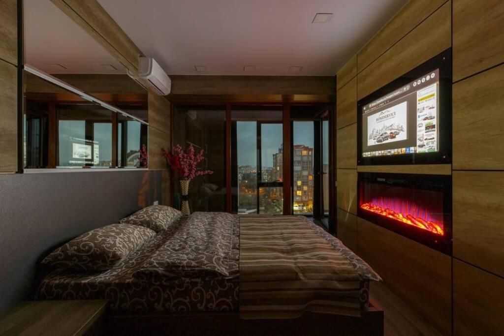 City Center. Panoramic Windows. Fireplace. 基希讷乌 外观 照片